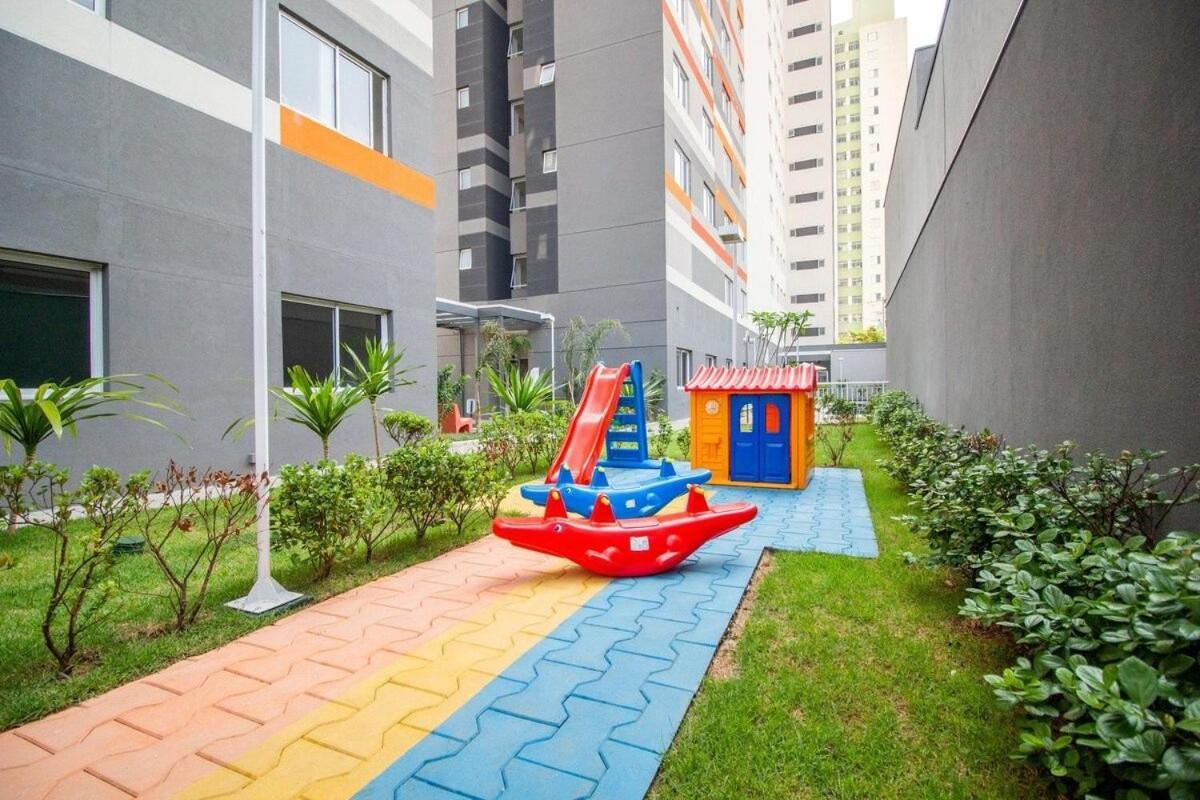 Apartamento Espacoso Ii Com Piscina - Metro Bras *